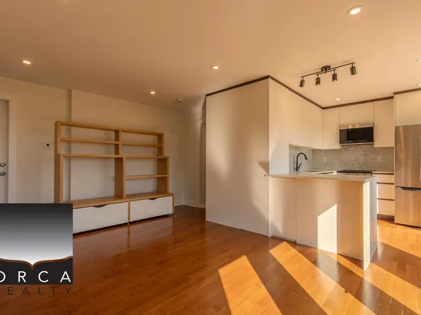 1580 Camelot Rd, West Vancouver, BC V7S 2M1