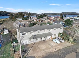 180 NE Grant St #1-2-5, Waldport, OR 97394