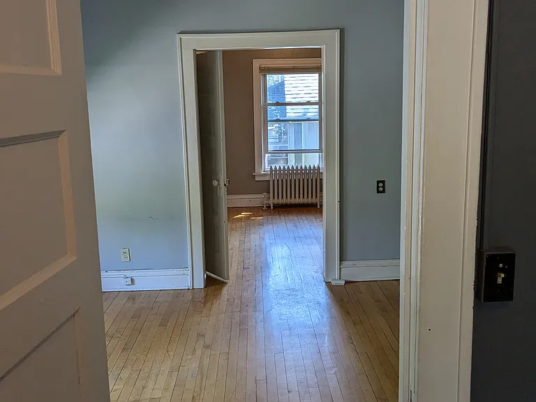 1922 Sharon Ave SE #3 — Photo 19