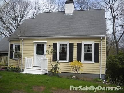 45 Rochester Rd, Newton MA
						:
						Classic Cape Cod style home, cozy. On dead end street, very quiet location.