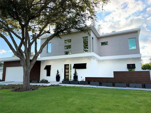 2010 HYDE PARK CIRCLE, SARASOTA, FL 34239