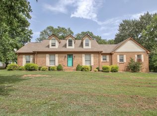 606 Page Cir, Mount Juliet, TN 37122