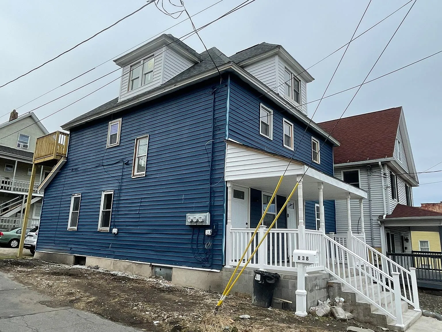 838 Moosic St — Photo 2