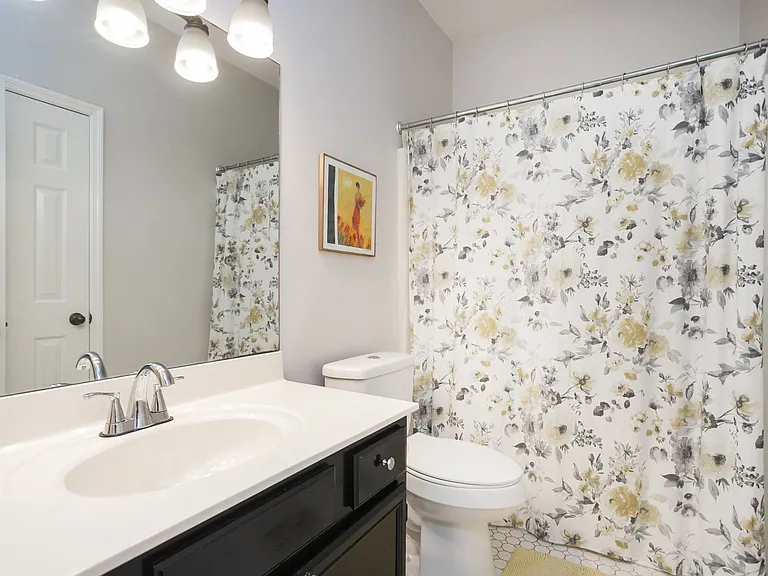1004 Elmshade Ln — Photo 29