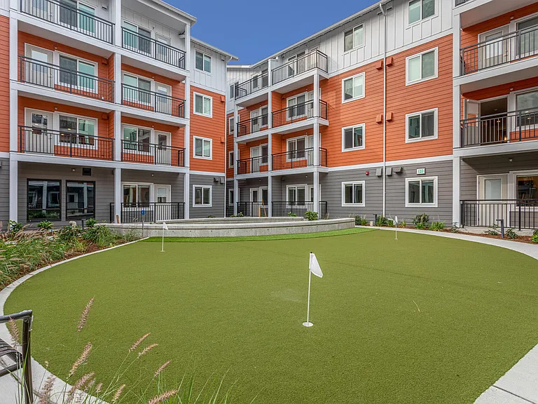 Cedar Pointe — Photo 25