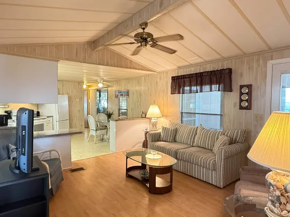 3510 Cranberry Knoll Rd #280, Valrico, FL 33594