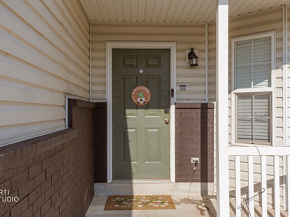 3rd image of 1633 N 2340th St W