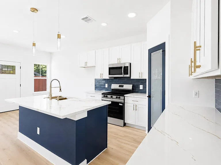 4606 Mallow St #A — Photo 8