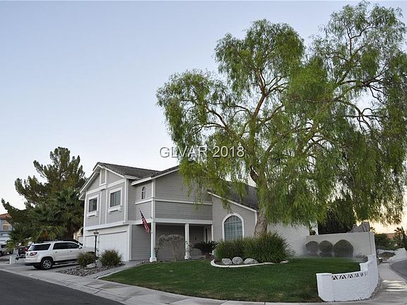 3rd image of 2932 Caressa Ct