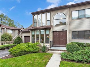 13 The Cir, Glen Head, NY 11545