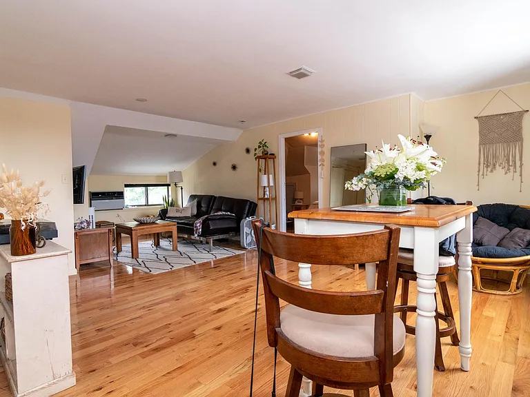 57 Parsons St #2 — Photo 7