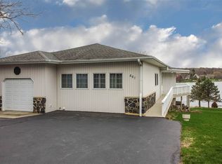 861 Breckenboro Rd, Davis, IL 61019