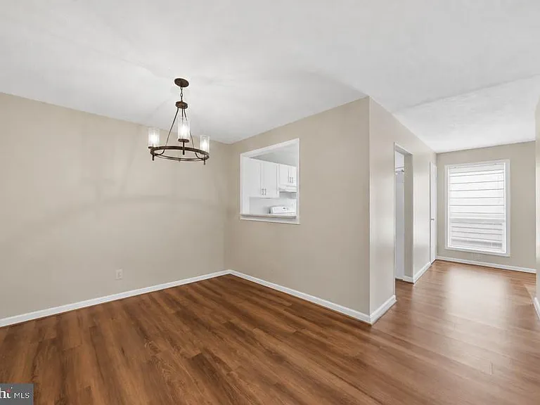10118 Oakton Terrace Rd #10118 — Photo 6