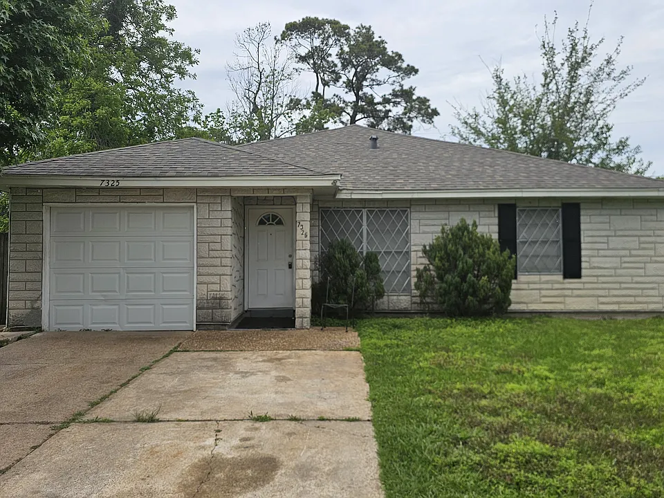7325 Boggess Rd