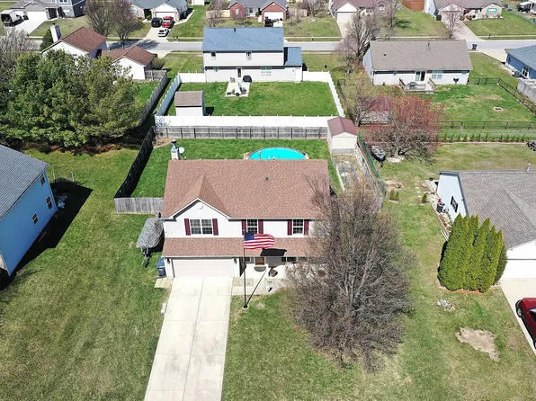 1026 W Palomino Pl, Bargersville, IN 46106