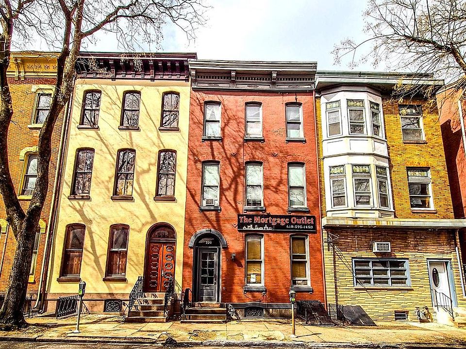 1st image of 220 N 6th St