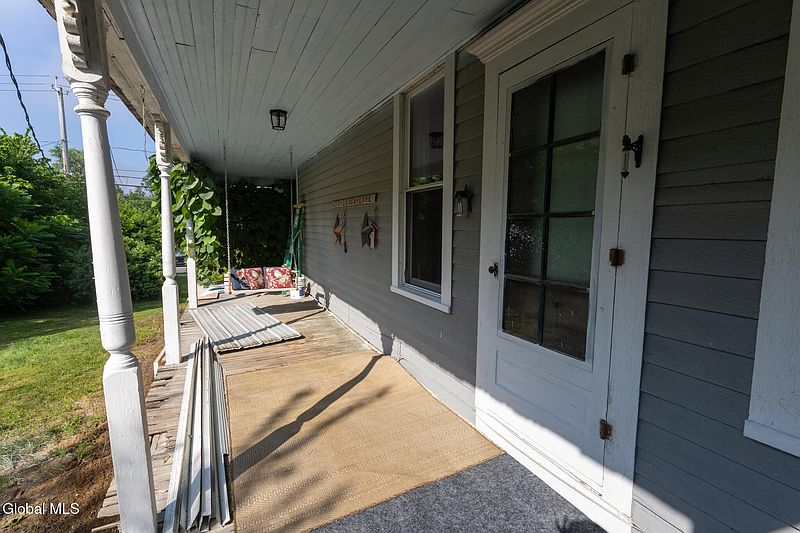 4th image of 82 River Street