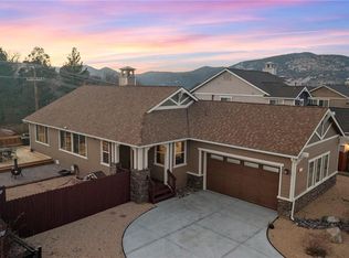 329 Maple Ridge Dr, Big Bear City, CA 92314