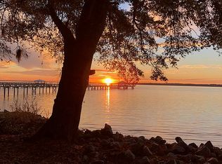 97 Fort Fremont Rd, Saint Helena Island, SC 29920