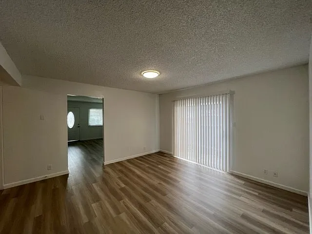 4605 Cyclamen Way — Photo 8