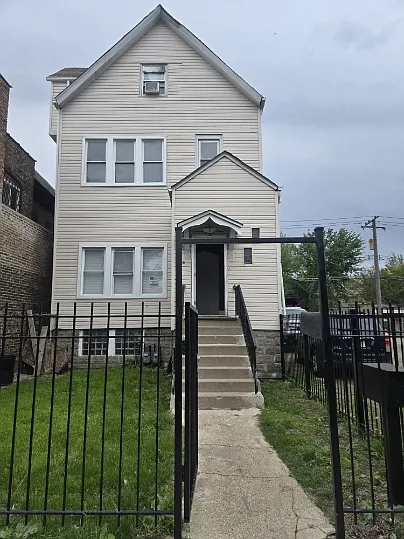 5244 South Ashland Avenue - 1 — Photo 1