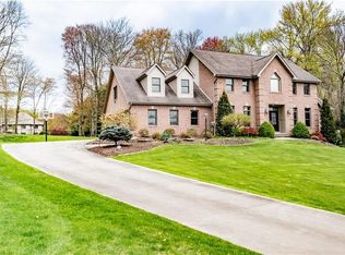 120 Blackthorn Dr, Butler, PA