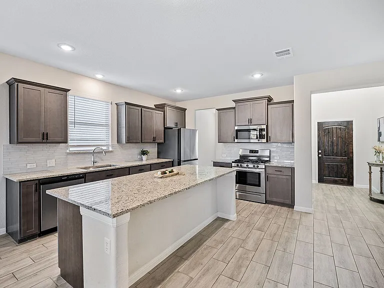 309 Greenway Dr — Photo 40