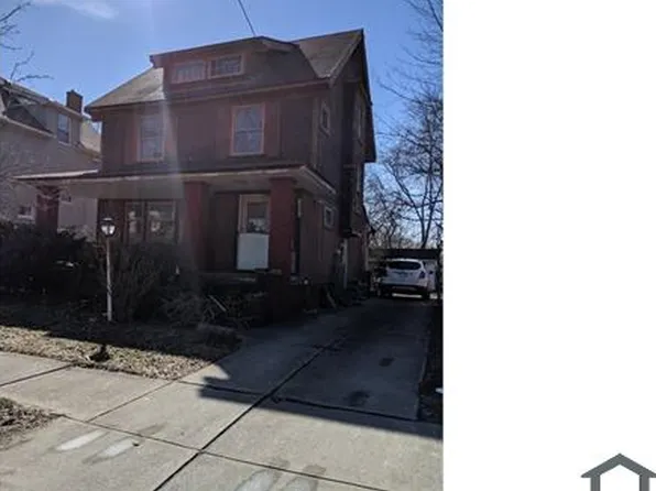 10534 Elmarge Rd, Cleveland, OH 44105