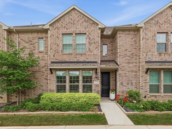 215 Suma Dr, Euless, TX 76040
