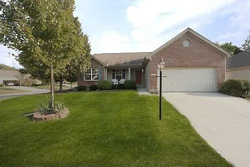 729 Morning Dew Ln photo 1