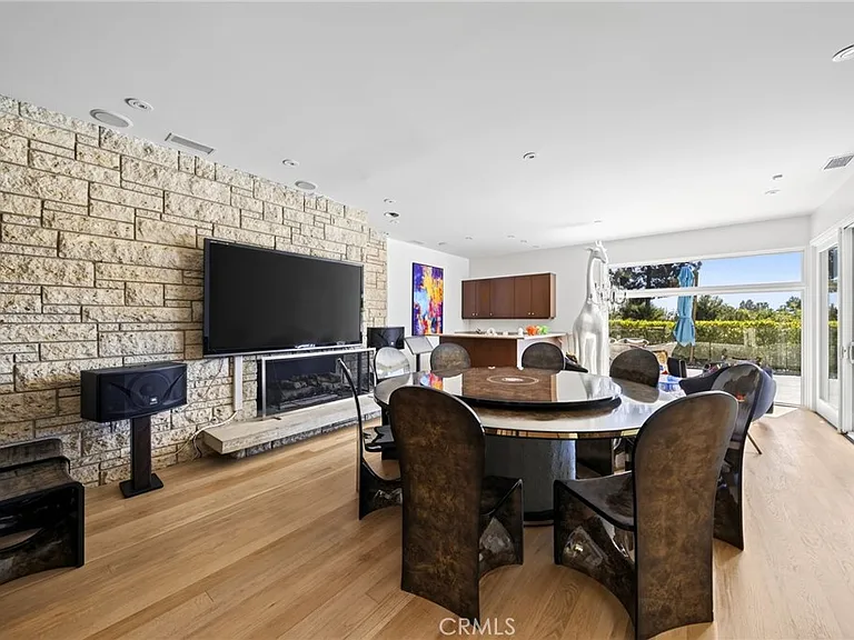 1625 Loma Vista Dr — Photo 20