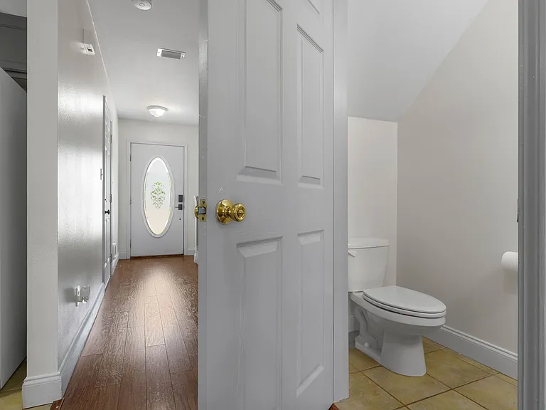 503 Sullivan St NW #F — Photo 20
