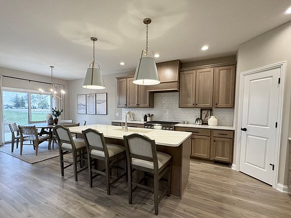 7th image of this home
