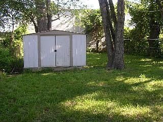 2nd image of 212 NE 81st St