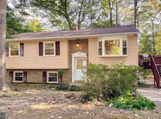 24680 Morgan Rd, Hollywood, MD 20636