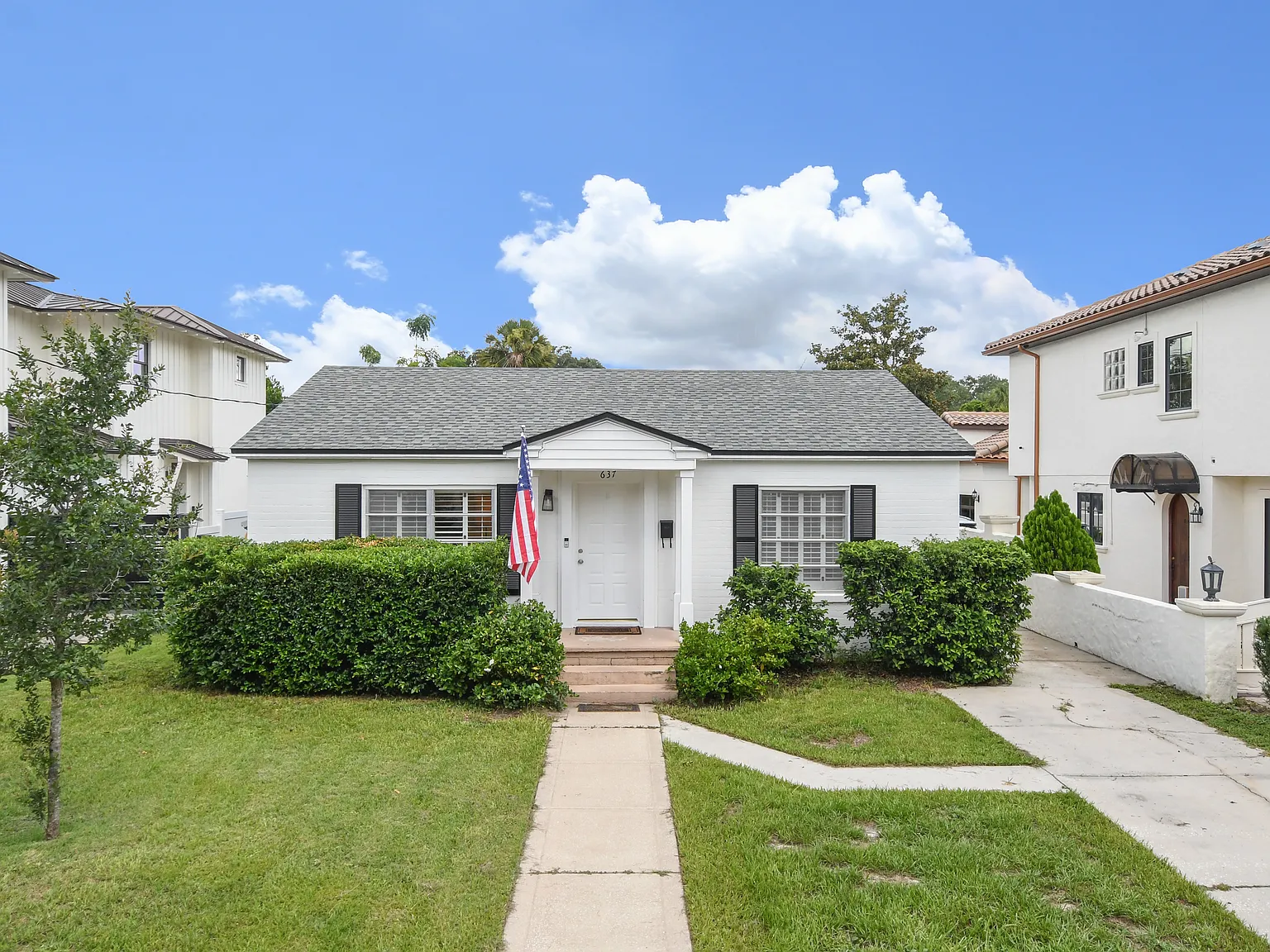 637 Pansy Ave — Photo 1
