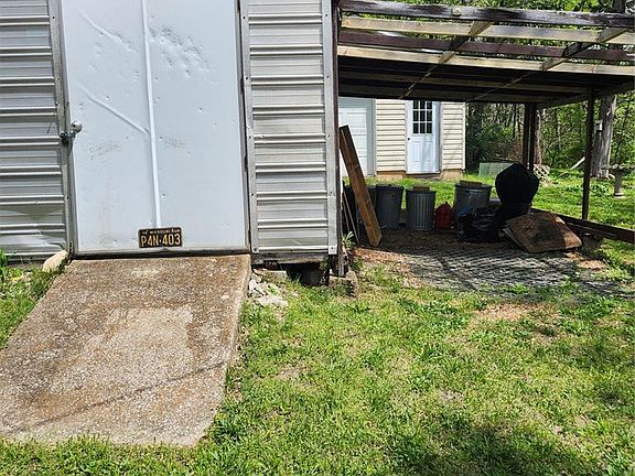 4th image of 2061 Plattin Rd