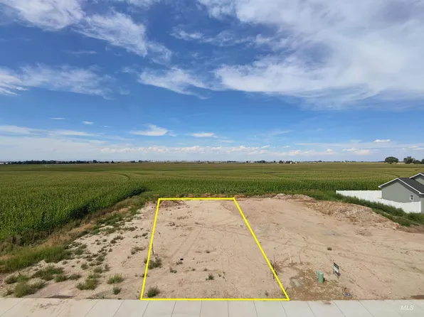 810 23rd Ave E, Jerome, ID 83338