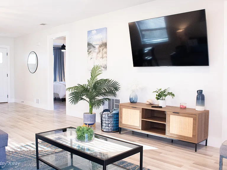 8 Bay Acres Ave #6 — Photo 12