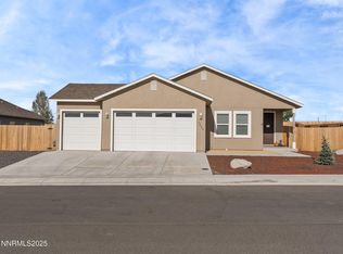 1332 Serenity Cir, Fernley, NV 89408