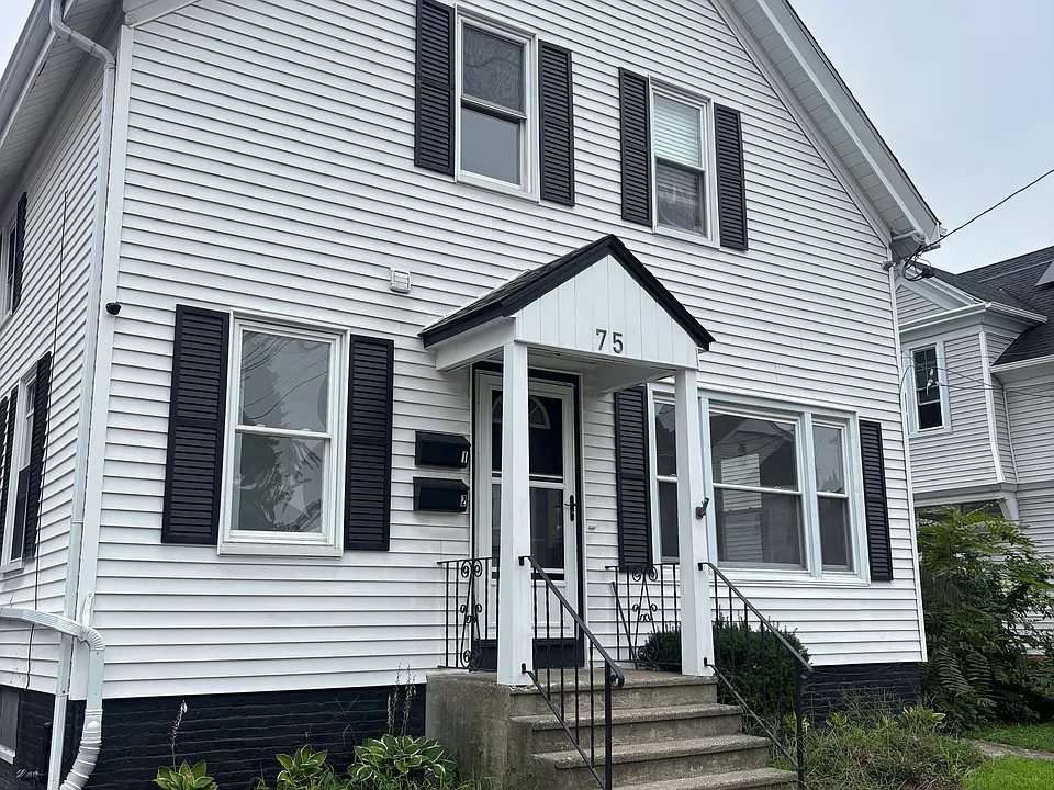 75 Walnut St #1