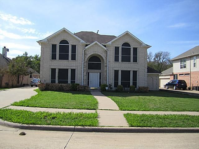 1st image of 1703 Vicksburg Dr