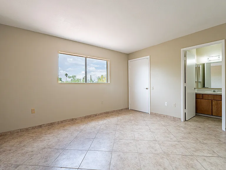 1430 W Camino Lucientes — Photo 19