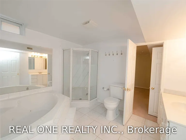 1520 Greenridge Cir — Photo 16