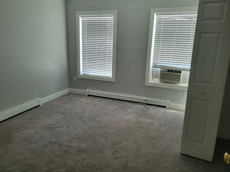 67 Garrison Ave — Photo 12