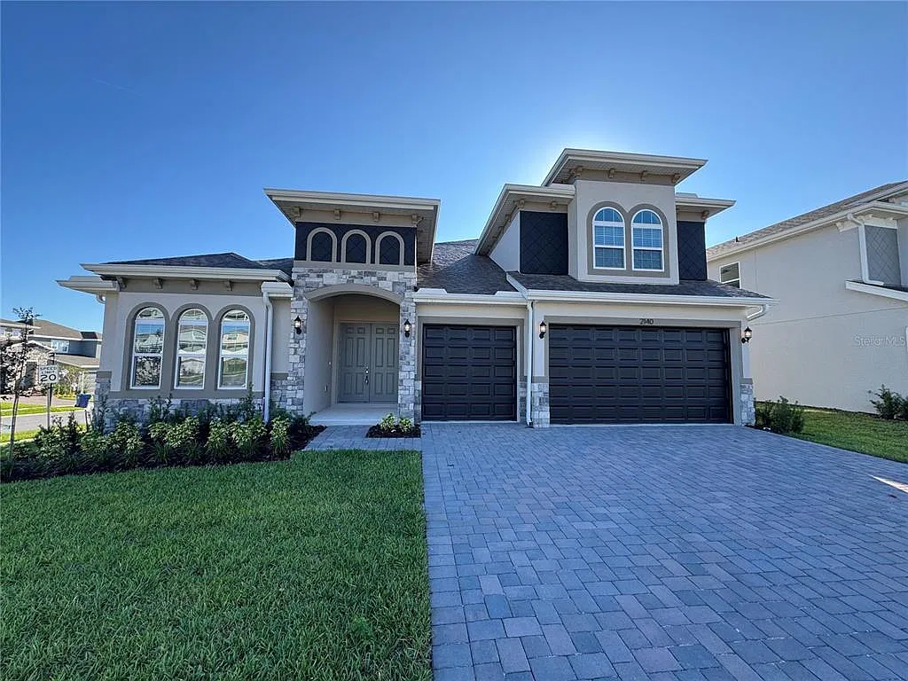 5 bed, 4.0 bath, 3446 sqft, $4,500 — Photo 1