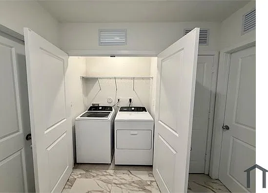 235 NE 3rd Ct — Photo 10