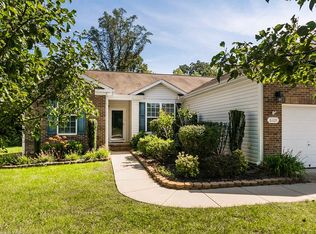 6109 Glen Way Dr, Winston Salem, NC 27107