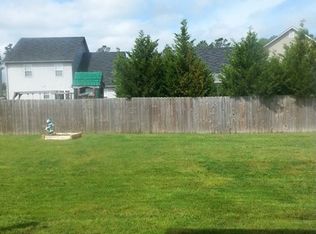 907 Timberlake Trl, Jacksonville, NC 28546