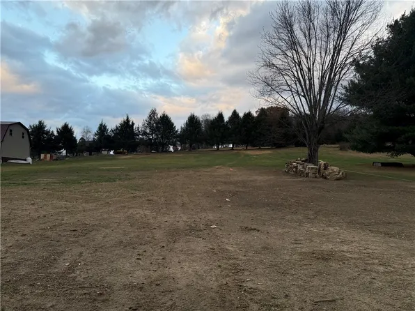 813 Edmon Rd, Apollo, PA 15613